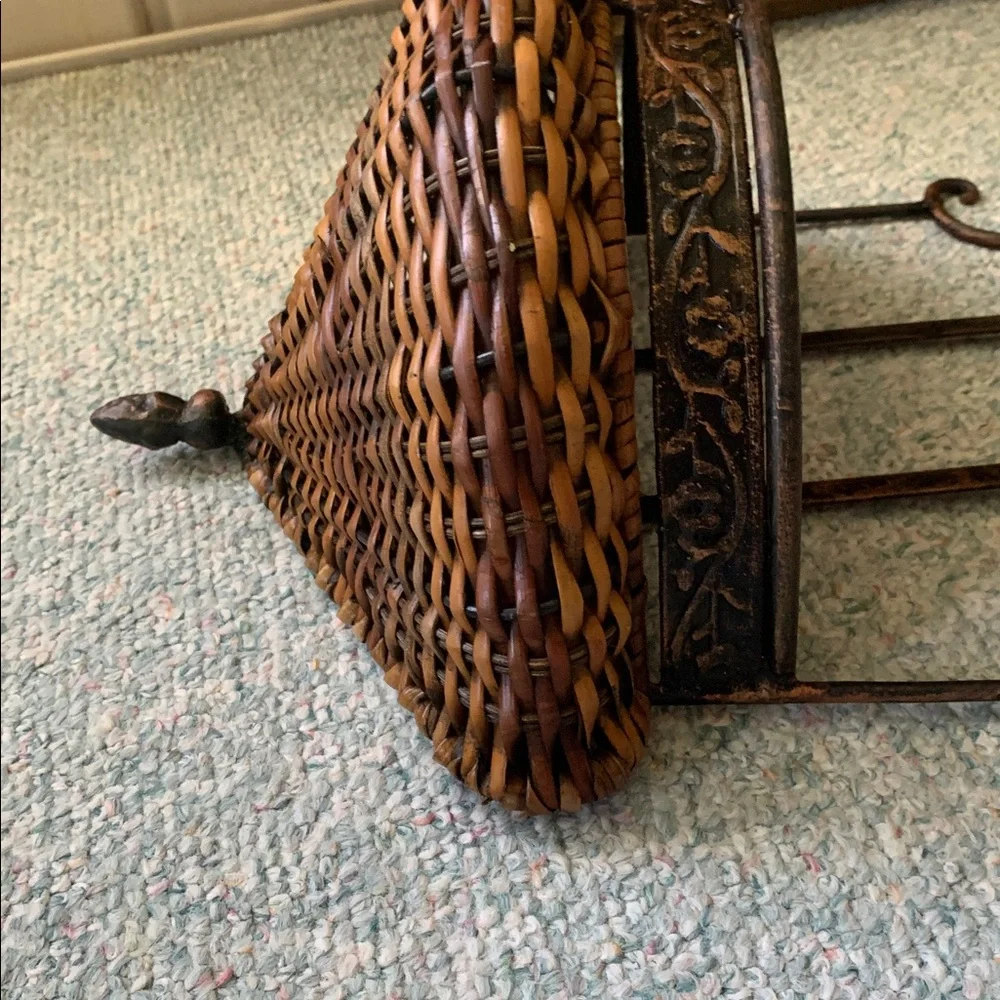 Wicker & Wrought Iron Decorative Wall Pocket. Tuscan Cottagecor Planter Patio